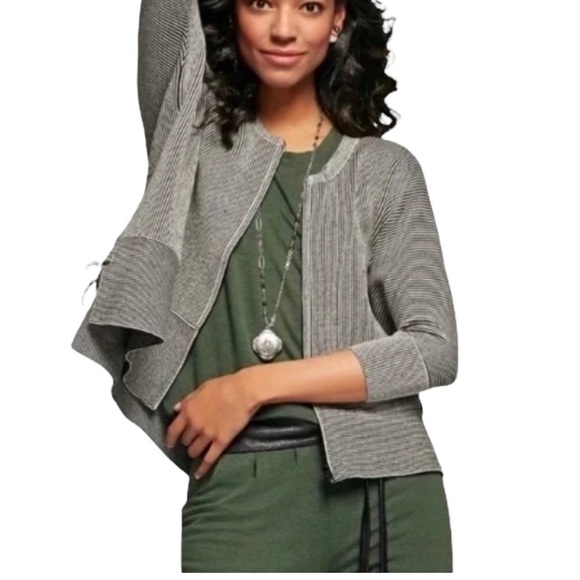 CAbi Sweaters - CABI #3526 Cupid’s Cardi Black & White Short Sleeve Sweater